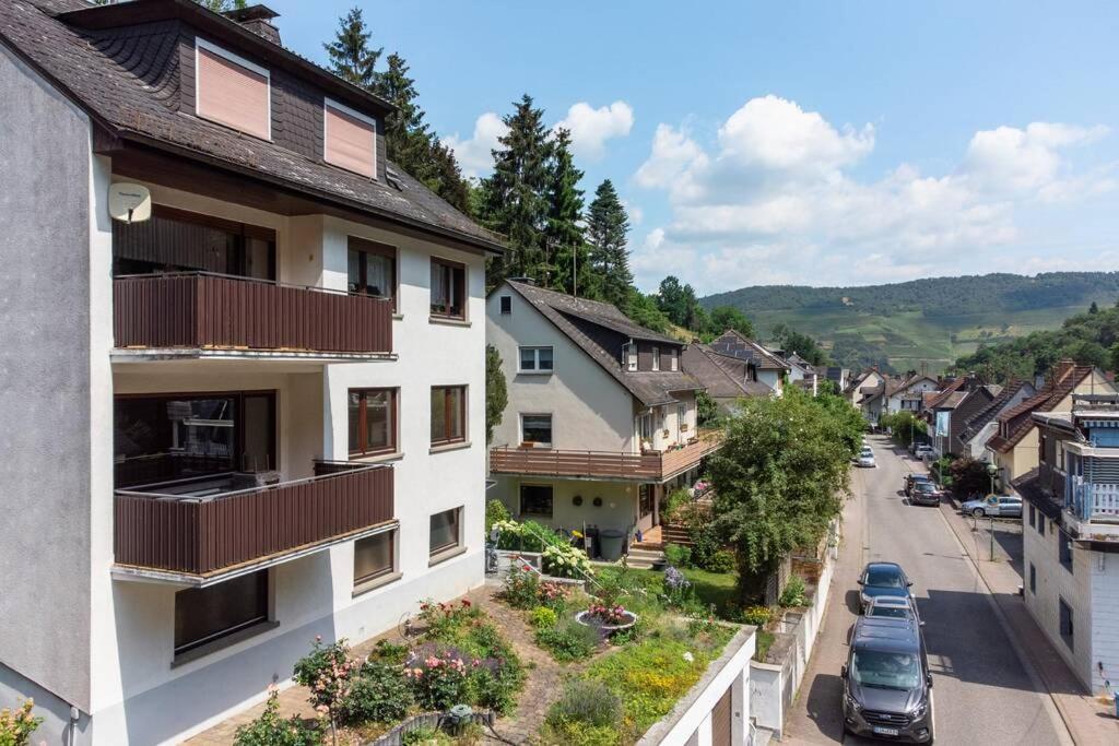 Rheintal-Ferien - 90 Qm Ferienwohnung Mit Wine & Style - Dein Urlaub Am Rhein Niederheimbach Kültér fotó